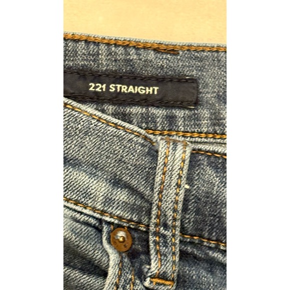 Lucky Brand 221 Straight Jeans Men's 36x30 (36x29) Medium Wash - Picture 6 of 9